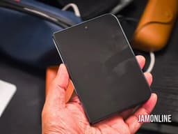 Таким будет новый iPhone с экраном 5,5 дюйма: первые изображения макета iPhone 18 Ultra в черном цвете